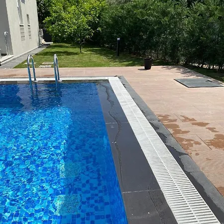 Brothers Kemer Villa Antália
